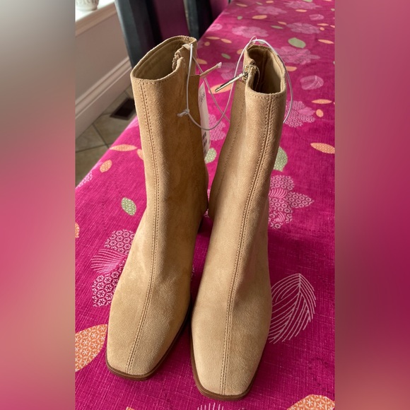 H&M Women’s Ankle Heeled Booties Size 7 NEW - Picture 5 of 5